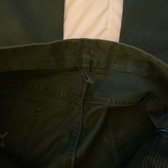New Tommy Bahama, military Green jeans, size 36/32 - Picture 4 of 6